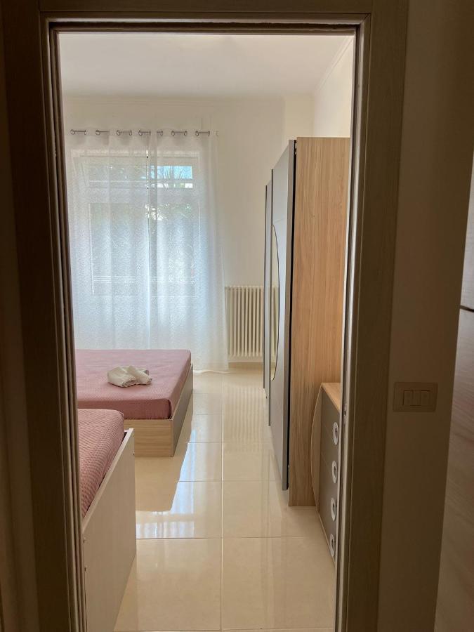 Casa Vacanza Acqua Marina Manfredonia Exteriör bild